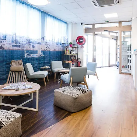 Ibis Styles Centre Prado Place Castellane 3* Marsylia